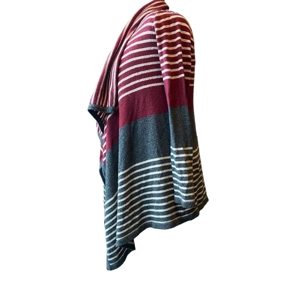 Anthropologie Mystree Large Burgundy gray open front cardigan waterfall hem